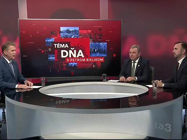 Konsolidovať chce každý, šetriť nikto