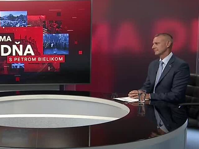 Slovenská politika riadeného chaosu