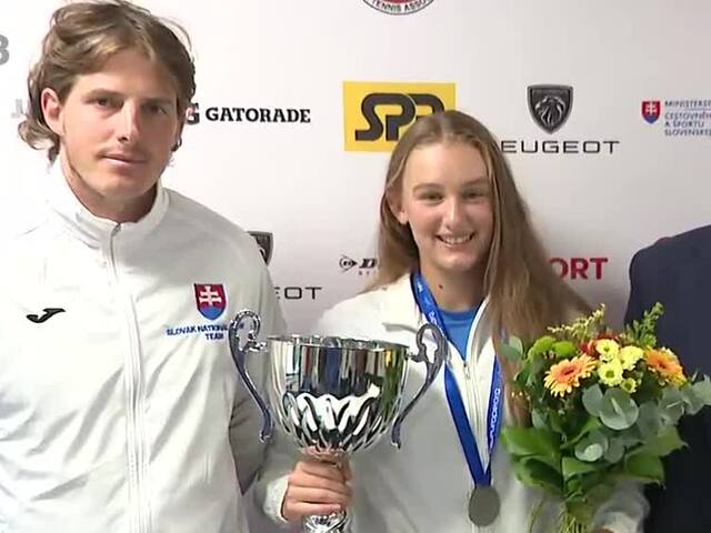 Podľa trénera nehrá typický ženský tenis. Slovenka Depešová sa vrátila z ME s medailou