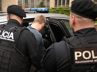 polícia policajti 
