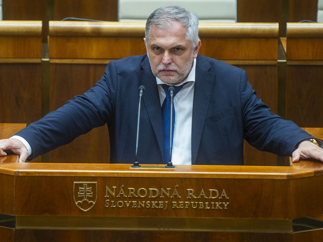 Michelko: Bez dohody v koalícii to nepôjde. Hazard a covidové amnestie sa odsúvajú