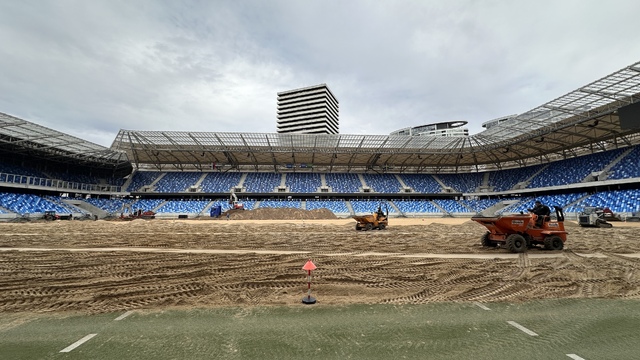 štadión Tehelné pole trávnik