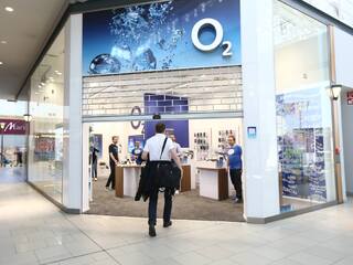 O2 