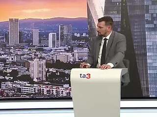 LED-STUDIO-TA3-DOBIS-13:30