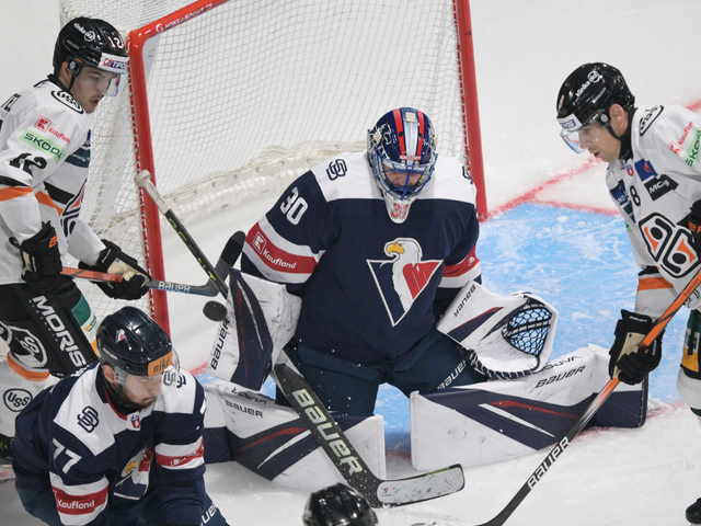 Dramatický zápas vo vypredanej Steel aréne. Slovan Bratislava zdolal Košice 4:3 v predĺžení