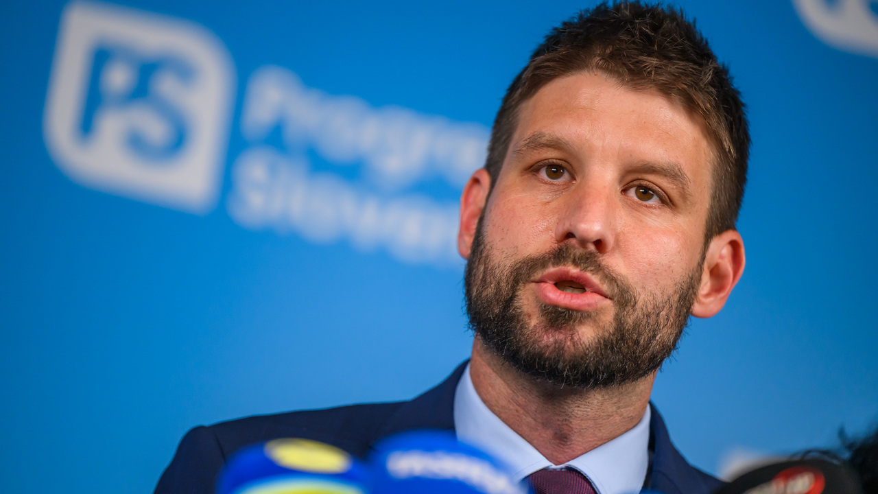 Progresívne Slovensko predstavilo „tím zmeny“. Tieňovú vládu povedie Šimečka, známe sú aj ďalšie mená