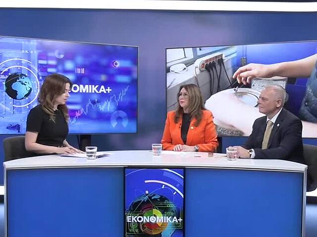 Zlato nad hranicou 3-tisíc dolárov 