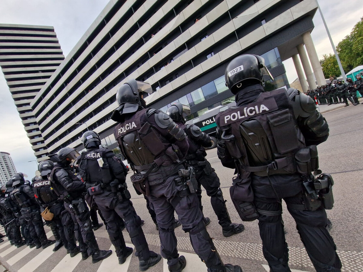 Polícia futbal opatrenia