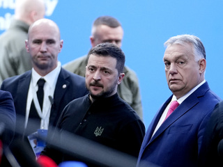 zelenskyj a orbán na samite 