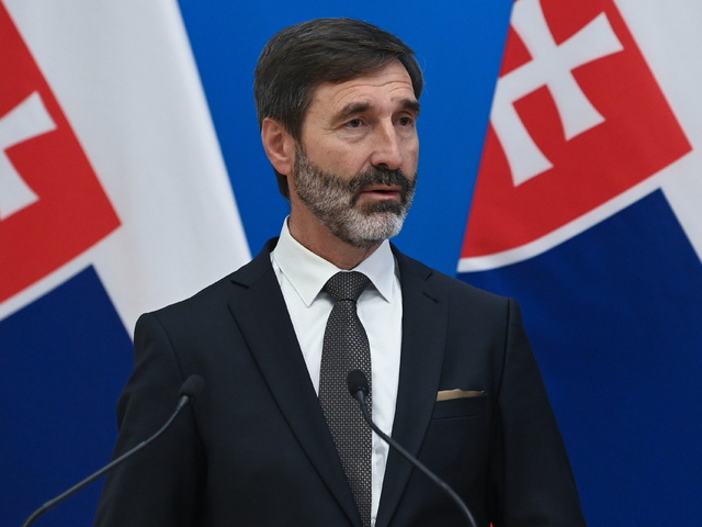 Slovensko označilo narušenie poľského vzdušného priestoru dronmi za vážnu eskaláciu. Blanár vyjadril solidaritu