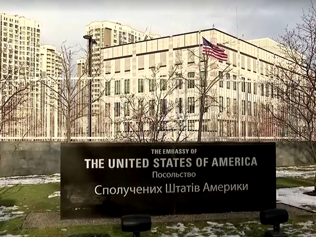 Veľvyslanectvo USA v Kyjeve uzatvoria. Obávajú sa závažného vzdušného útoku