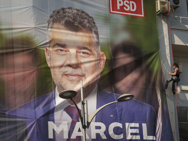 Rumunsko si volí hlavu štátu. V prvom kole zvíťazil súčasný premiér Marcel Ciolacu