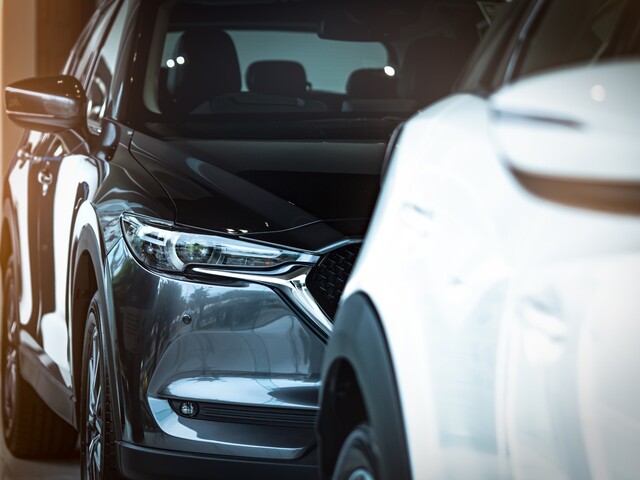 Bude to tvrdá rana pre slovenský automobilový priemysel. Trumpove clá môžu zasiahnuť aj nás