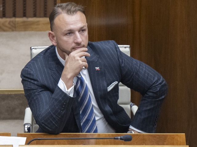 Na východe boli zaznamenané zvláštne aktivity. Šutaj Eštok sa obáva, že išlo o možný teroristický útok