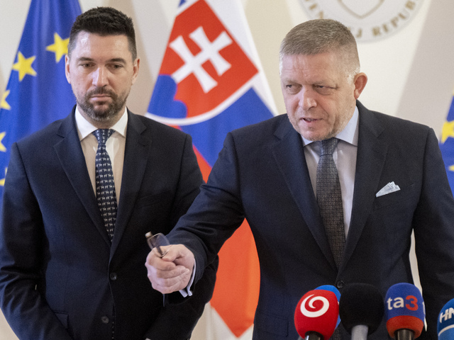 Zvyšovania cien sa obávať nemáme. Znížená daň na základné potraviny sa prejaví v obchodoch, uisťuje Fico