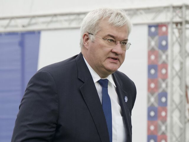 Rusko ignoruje ponúknuté prímerie, tvrdí šéf ukrajinskej diplomacie. Útoky pokračujú na celom fronte