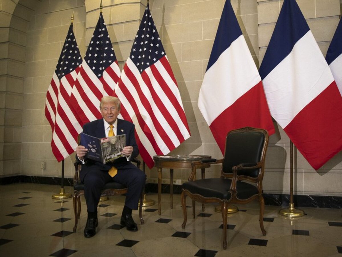 trump v paríži.jpg