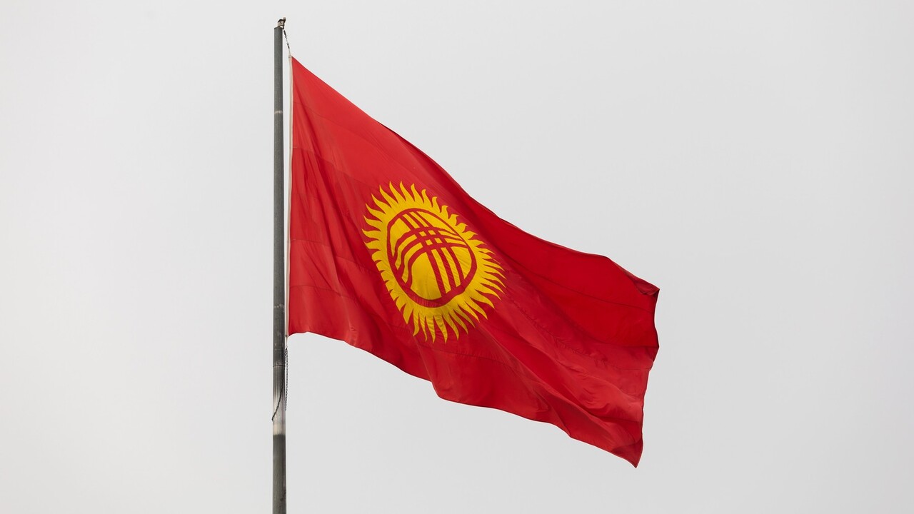 Kirgizsko vlajka