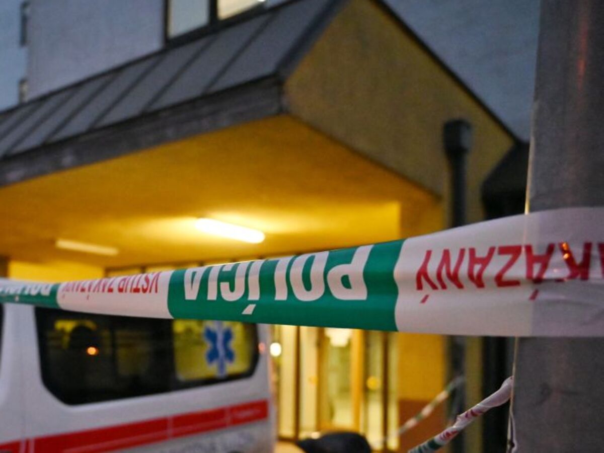 polícia páska policajti 