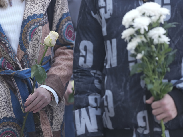 Otca útočníka z Belehradu odsúdili na roky za mrežami. Len 13-ročný chlapec minulý rok zastrelil svojich spolužiakov