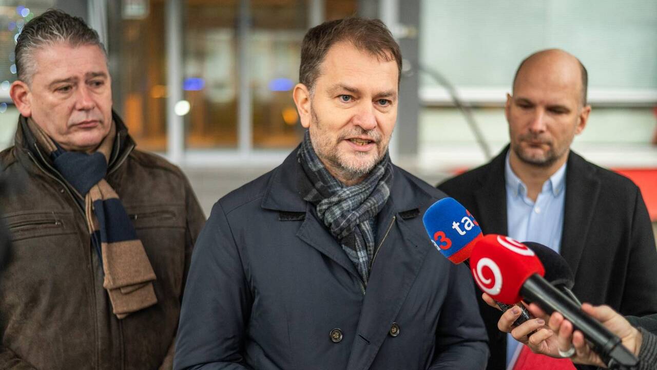 Štátna zákazka na rukavice bola 