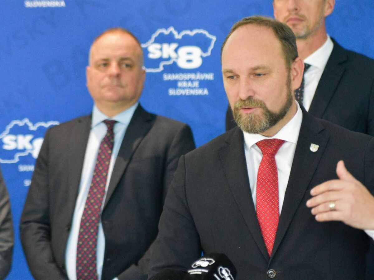 SK8 Jozef Viskupič Juraj Droba