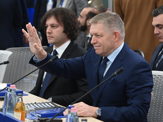 Kobakhidze a Fico.jpg