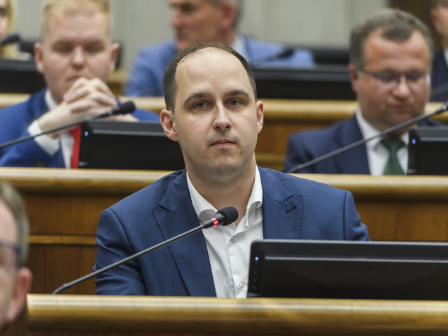 Poslanec SNS navštívil Bielorusko počas volieb. Víkendová cesta, alebo keď bude treba azyl, napísal