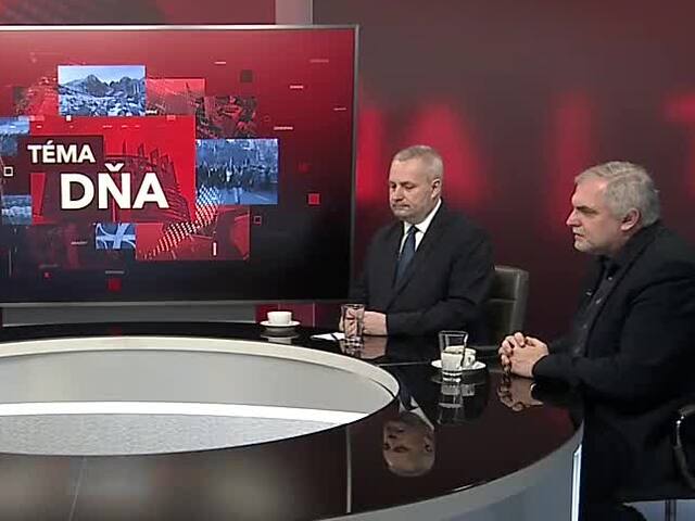 Vláda v teréne, koalícia v neistote