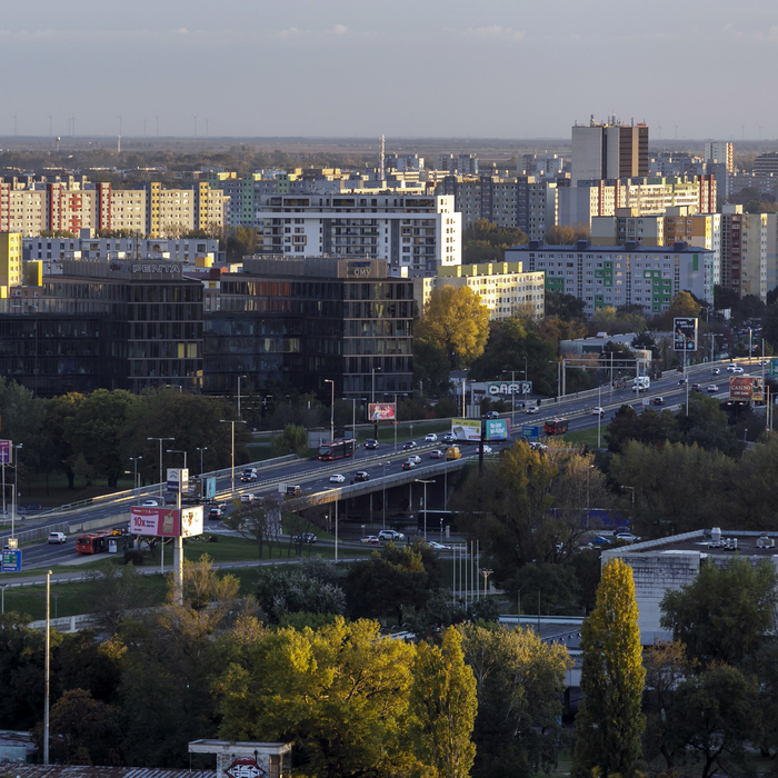 Bratislava panoráma mesto bytovky nehnuteľnosti