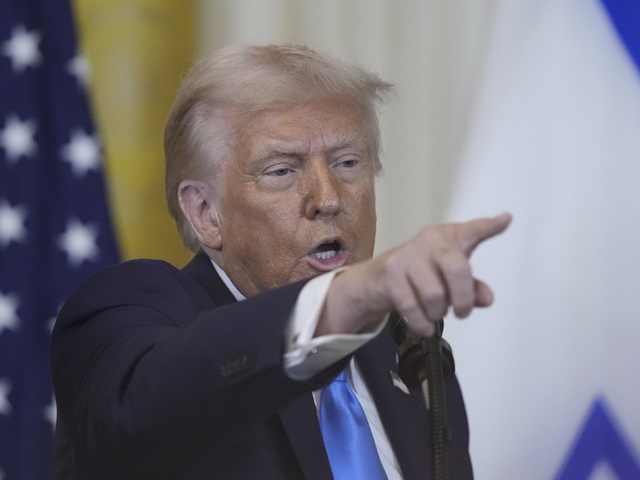 Trump chce z Gazy turistický raj. Odborníci: Developerské korene nezaprie, jeho vláda má imperiálny podtón