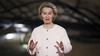 Von der Leyenová: Mier musí zastaviť zabíjanie a chrániť hranice Ukrajiny. Silou ich meniť nemožno, varuje Brusel