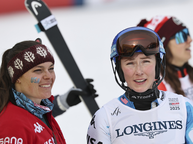Shiffrinová s Johnsonovou sa zapísali do dejín. Ako prvé vyhrali  tímovú kombináciu na MS