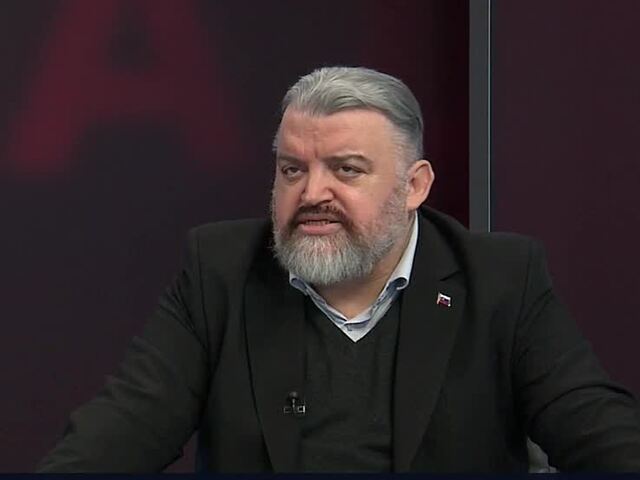 Premiérov exporadca: Šutaj Eštok posunul Ficovi „Čierneho Petra”. Vie, ako končia tí, ktorí vyvolajú predčasné voľby