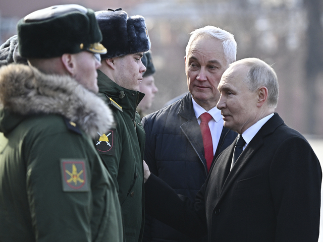 Dialóg Putina s Trumpom je sľubný, vyhlásil Kremeľ. Územia sa ale neplánujú vzdať, vraj to chcú ľudia 