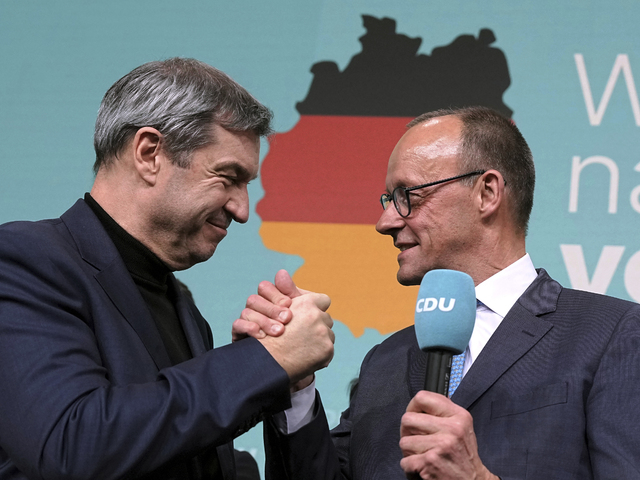 Predčasné parlamentné voľby v Nemecku vyhrala opozičná konzervatívna únia CDU/CSU. Za ňou nasleduje AfD