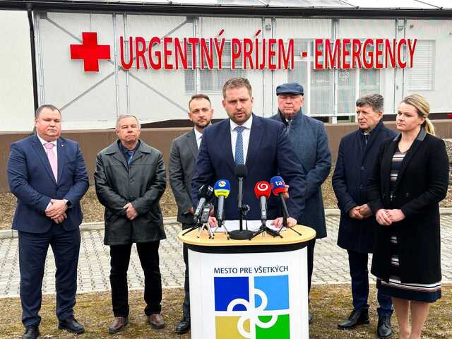 Šaško potvrdil preradenie liptovskej nemocnice do vyššej úrovne. O novej bratislavskej klinike sa rozhodne v marci