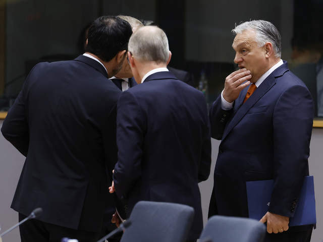 Únia na samite schválila posilnenie obrany a vyššie výdavky na prezbrojenie. Orbán je proti podpore Ukrajiny