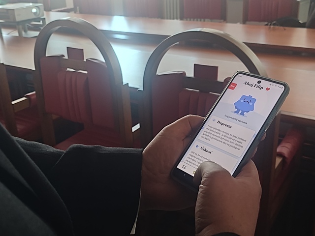 Samovražda je dôvodom polovice úmrtí u mladých. V Považskej Bystrici vznikla aplikácia, ktorá pomáha