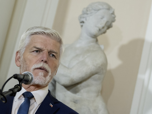 Ústavný súd rozhodol. Česká vláda musí umožniť Pavlovi cestu do samit NATO, má to však háčik