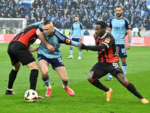Remíza Slovana s Trnavou. Domáci hrali viac ako polovicu zápasu bez kapitána Weissa