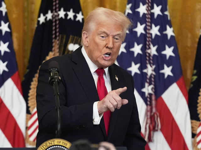 Trump uvalil 25-percentné clá na autá zo zahraničia. Od apríla zdražie každé vozidlo vyrobené mimo USA