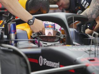 F1
