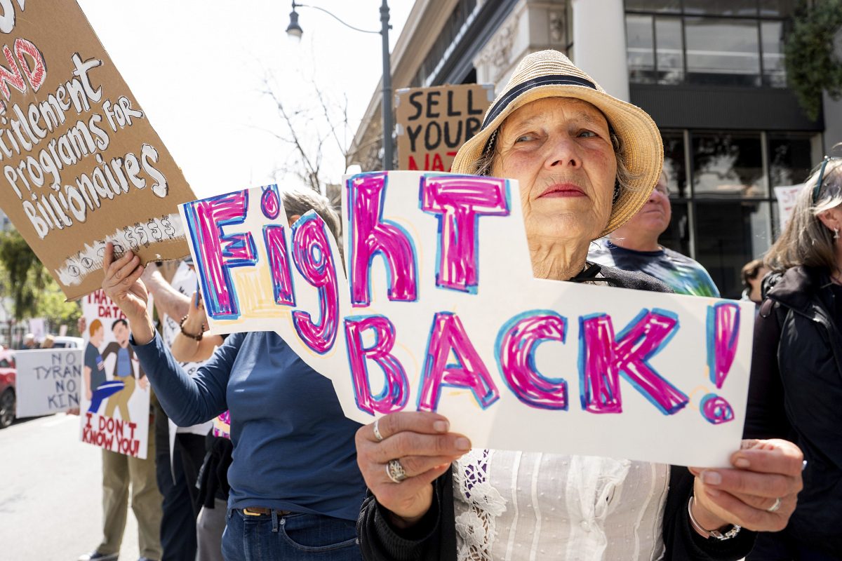 Tesla, Musk, protest