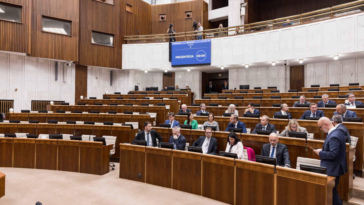 parlament nr sr nrsr