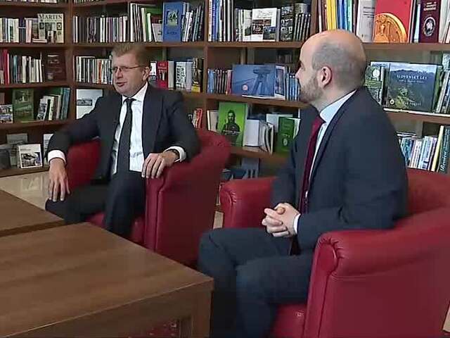 Rokuje parlament, týždeň s novým šéfom