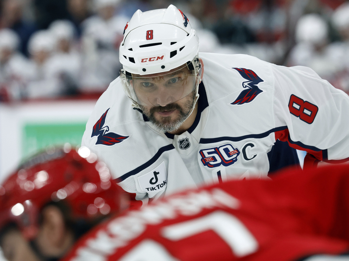 Capitals_Hurricanes_Hockey ovečkin
