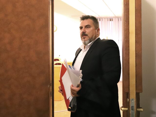 Súdny proces s Jánom Kánom sa začal. Bol pravou rukou Černáka a je obžalovaný za vraždu