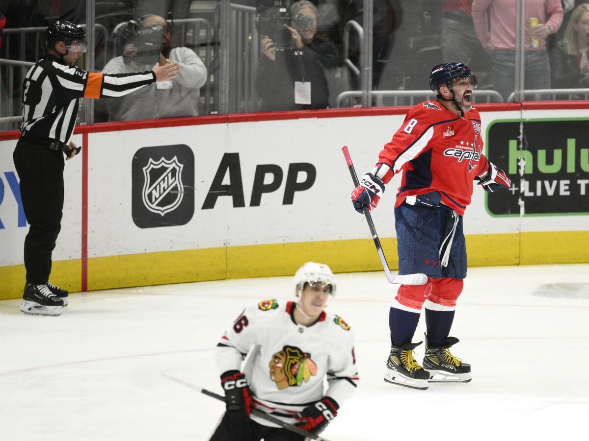 Blackhawks_Capitals_Hockey ovečkin vyrovnal gretzkeho