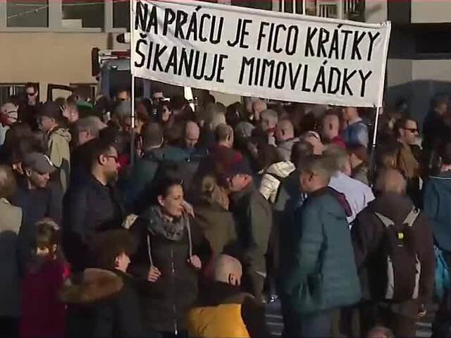 Pod mimovládkami sa trasie zem. Poslanci budú o ich osude rokovať v najbližších dňoch
